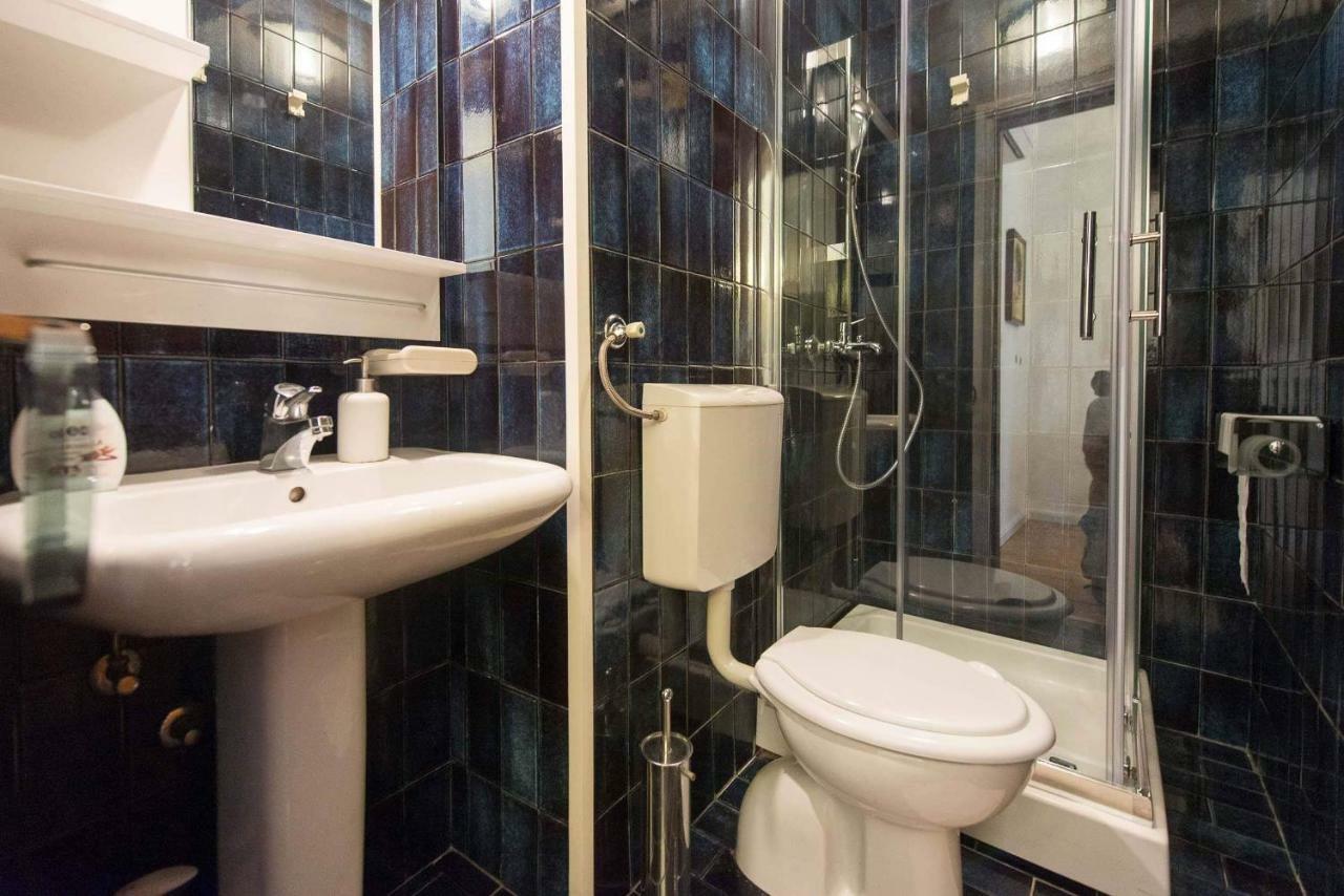Studio Tamburini City Center Apartment โรวีน ภายนอก รูปภาพ