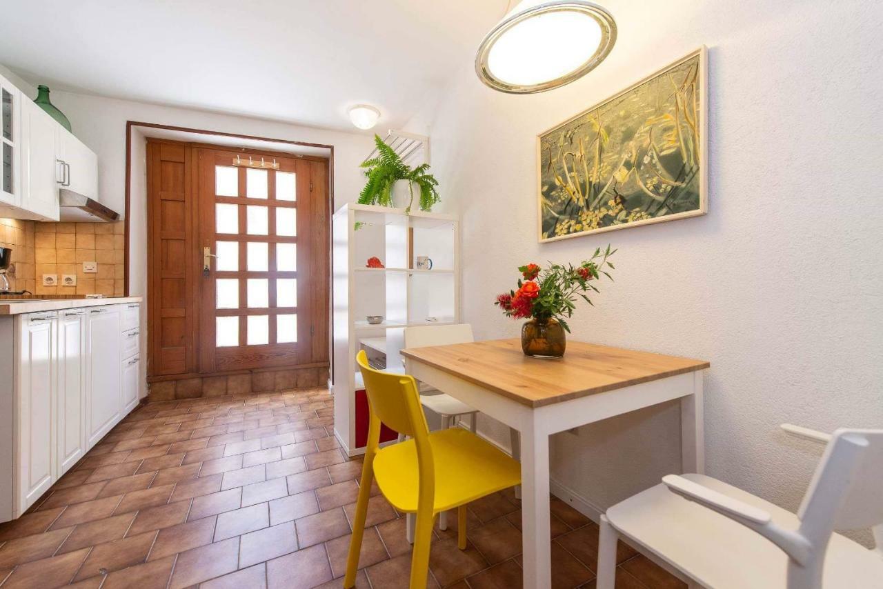 Studio Tamburini City Center Apartment โรวีน ภายนอก รูปภาพ